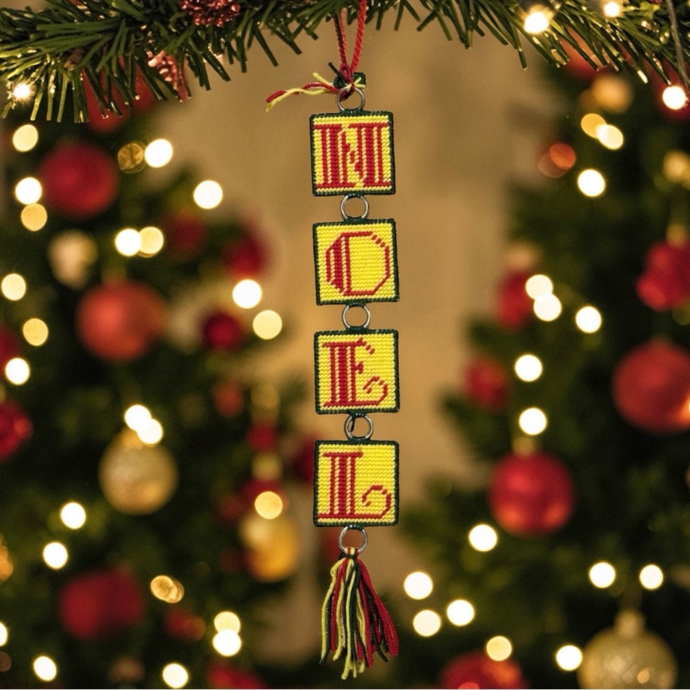 Vintage Handmade Needlepoint Noel Wall Hanging Christmas Holiday Decoration